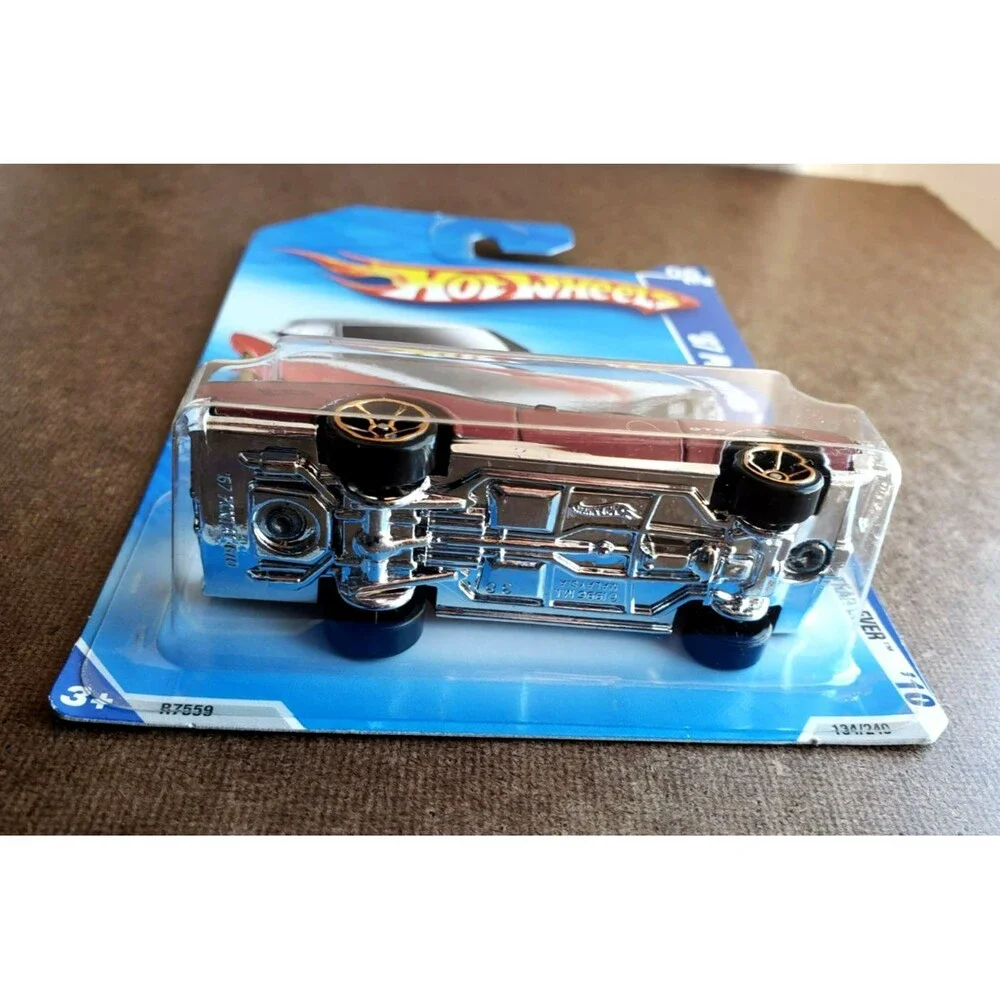 2010 Hot Wheels '67 PONTIAC GTO Dark GRAY/RED FASTER THAN EVER SERIES #6/10 1:64